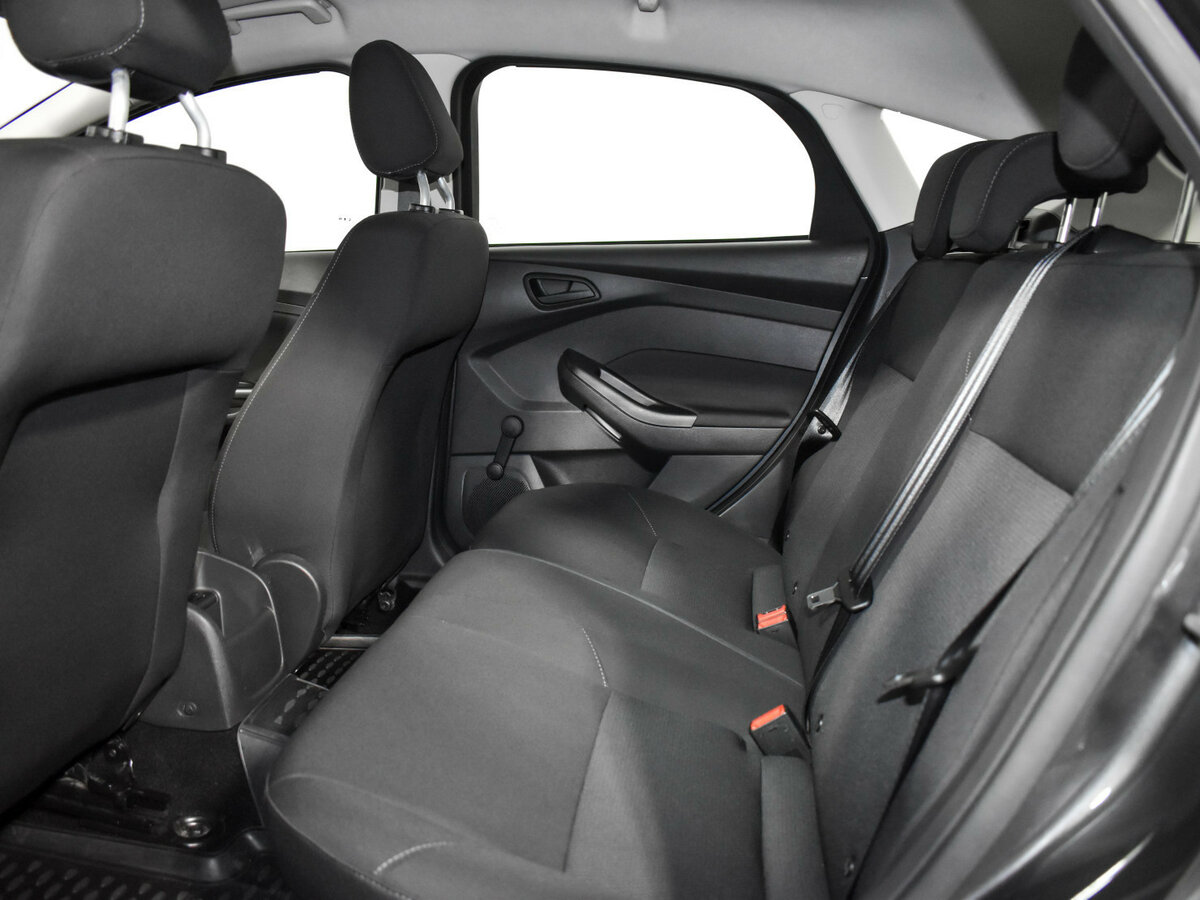 Купить Ford Focus с пробегом. Фото: #10