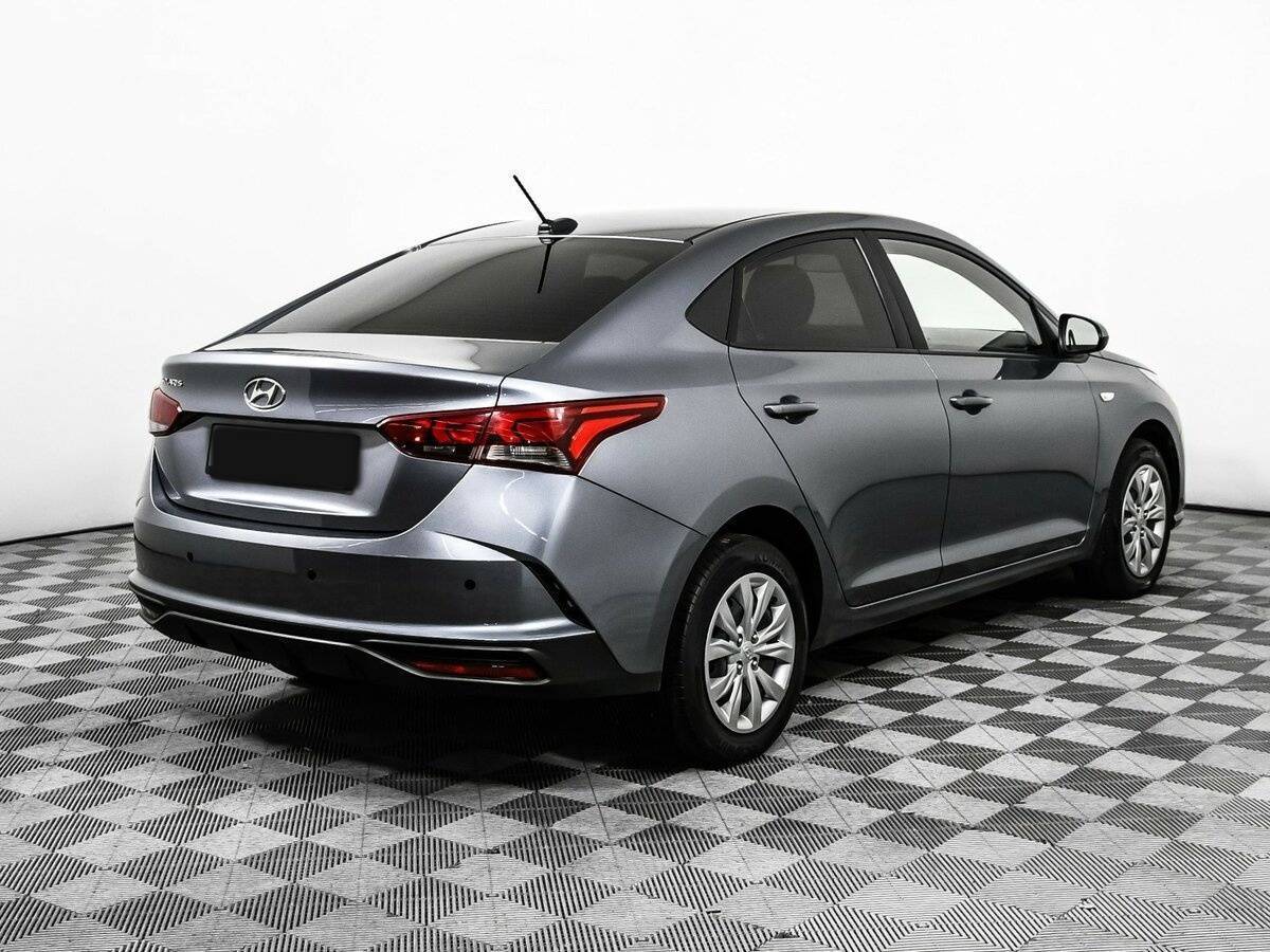 Купить Hyundai Solaris с пробегом. Фото: #4
