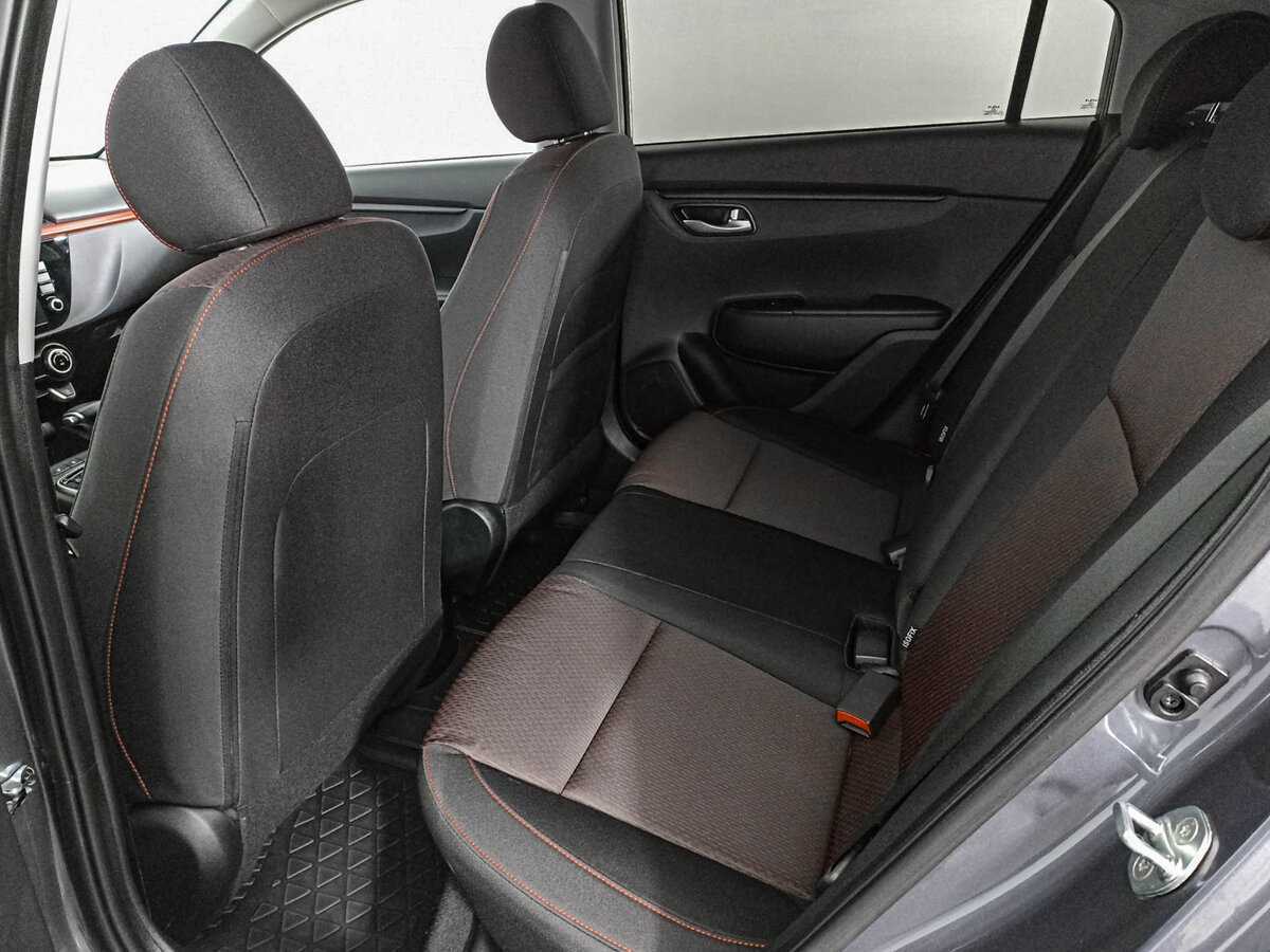 Купить Kia Rio с пробегом. Фото: #11
