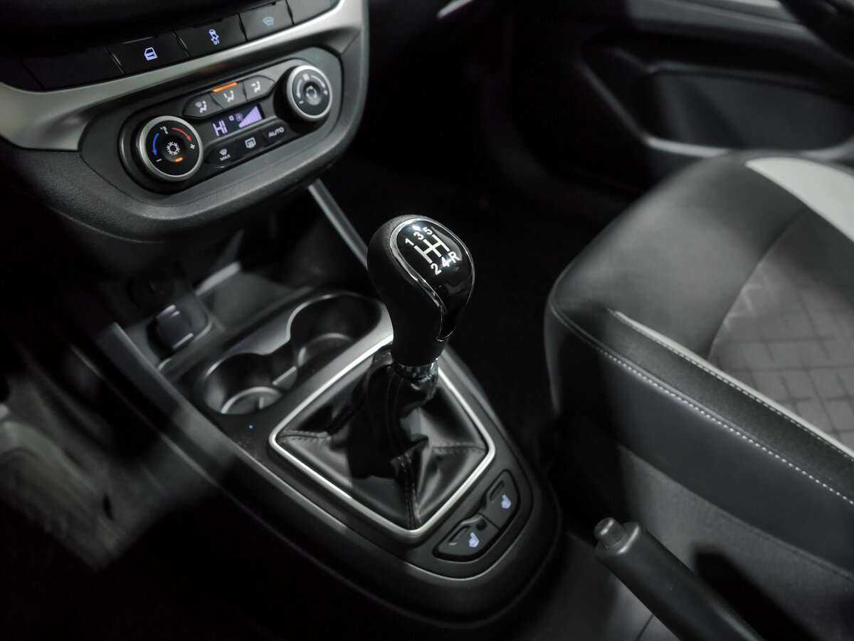 Купить Lada (ВАЗ) Vesta с пробегом. Фото: #12