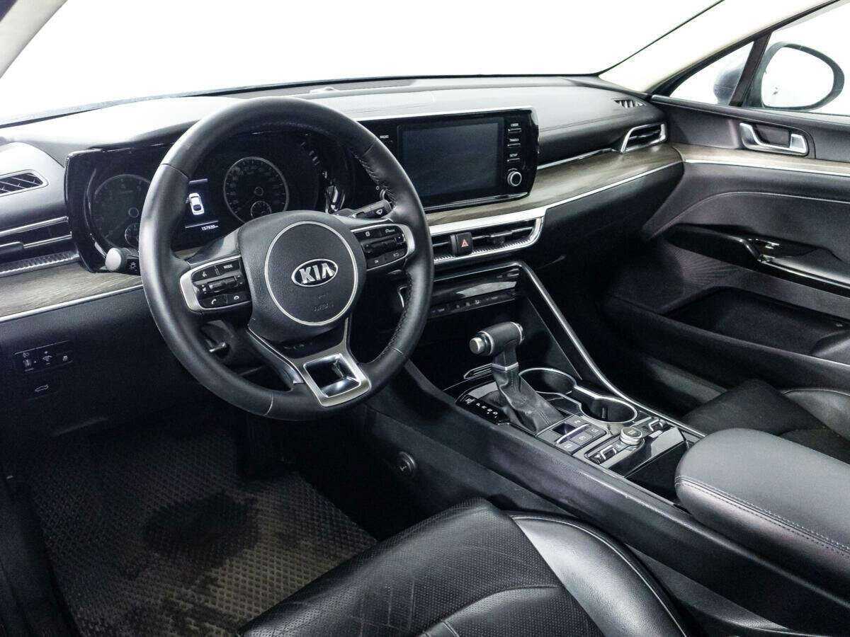 Купить Kia K5 с пробегом. Фото: #10