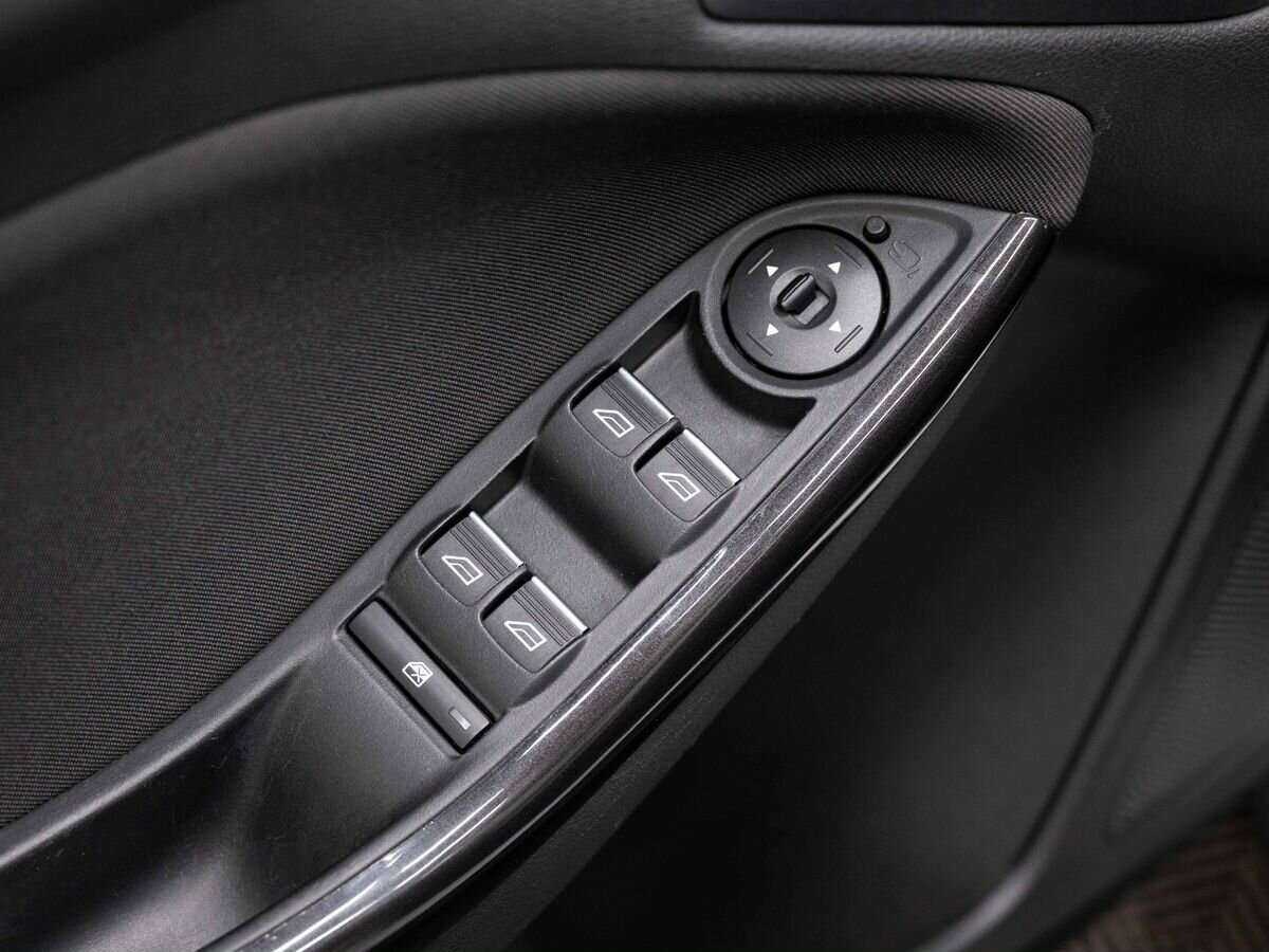 Купить Ford Focus с пробегом. Фото: #20