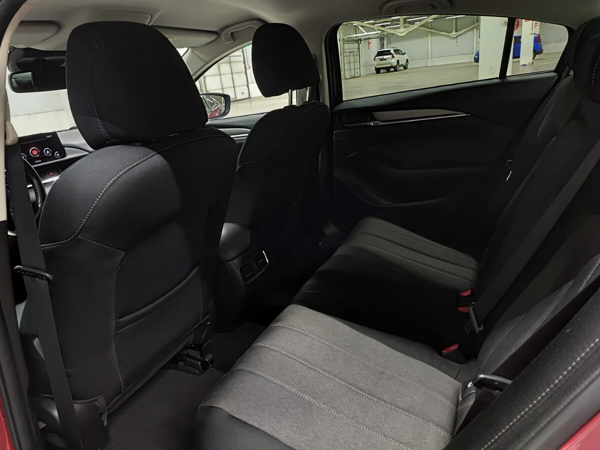 Купить Mazda 6 с пробегом. Фото: #11