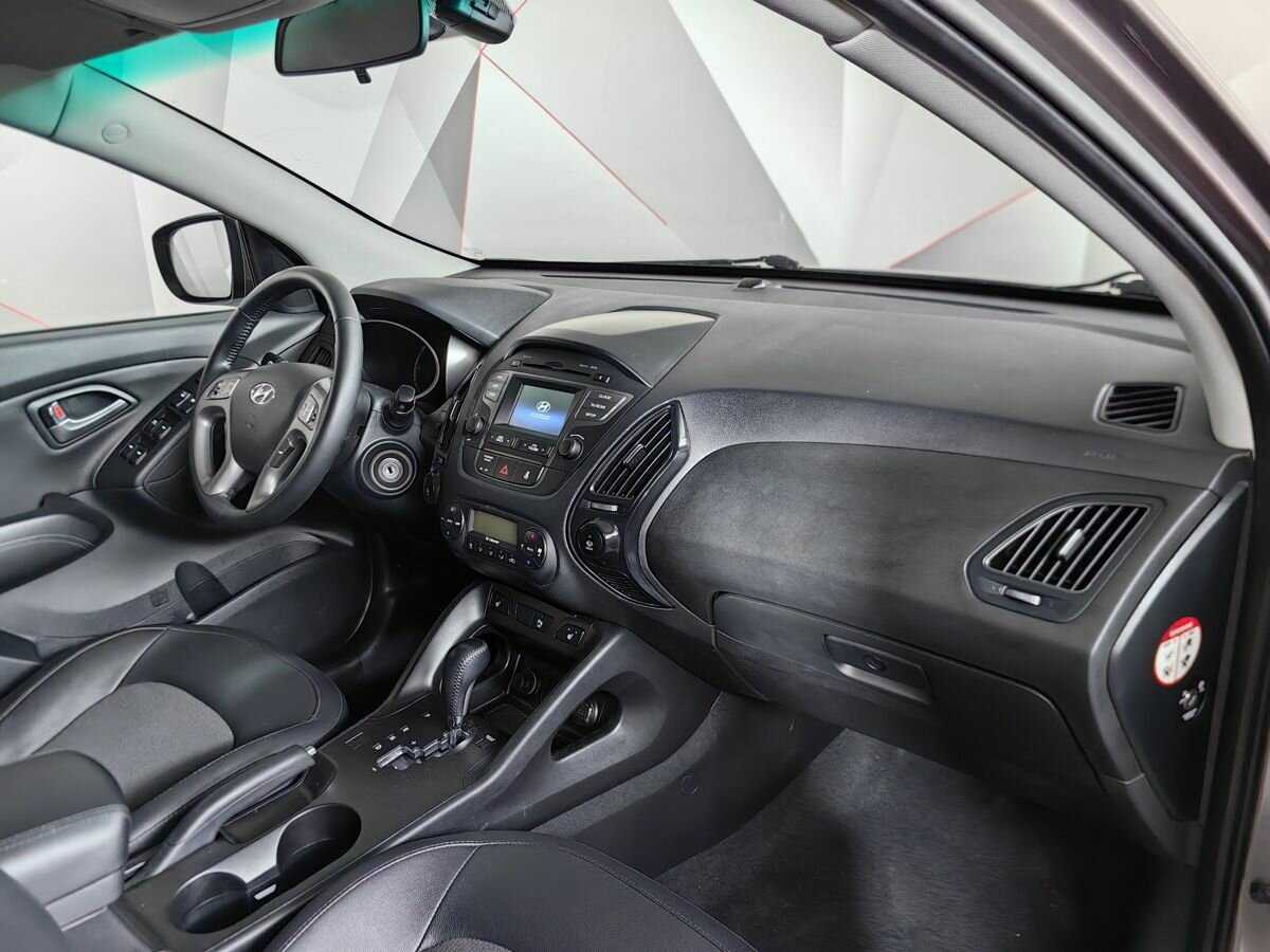 Купить Hyundai ix35 с пробегом. Фото: #8