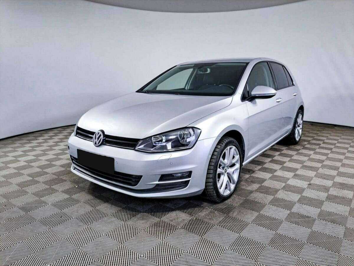 Купить Volkswagen Golf с пробегом. Фото: #0