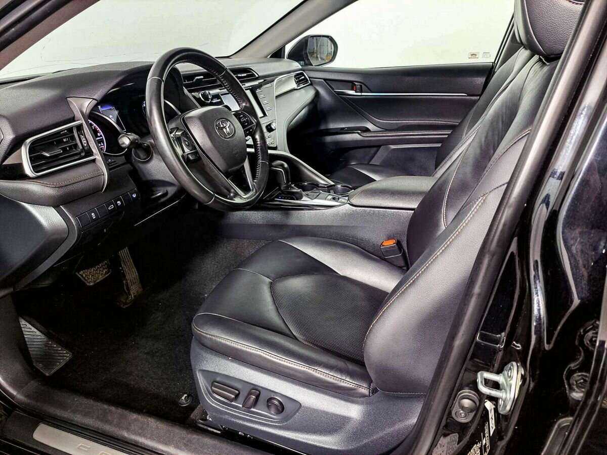 Купить Toyota Camry с пробегом. Фото: #13