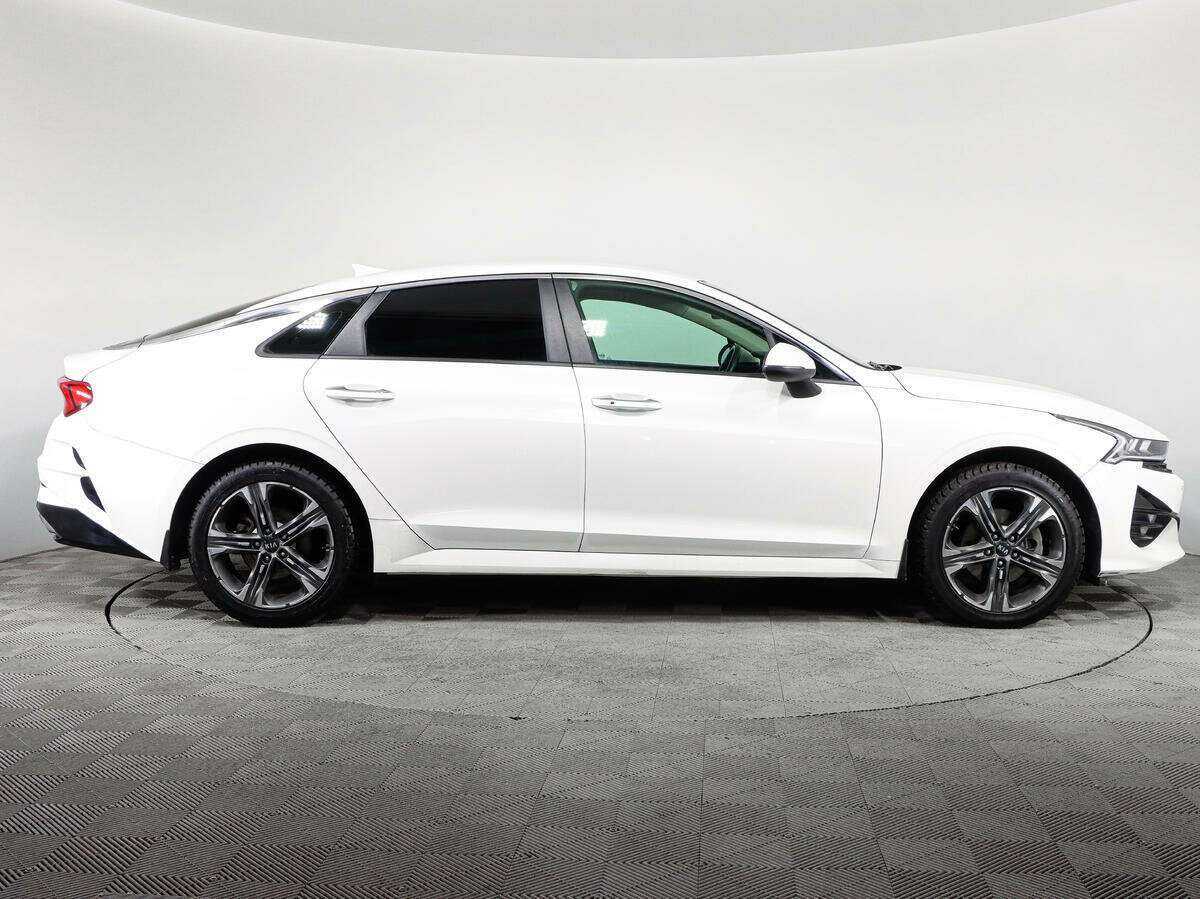 Купить Kia K5 с пробегом. Фото: #3