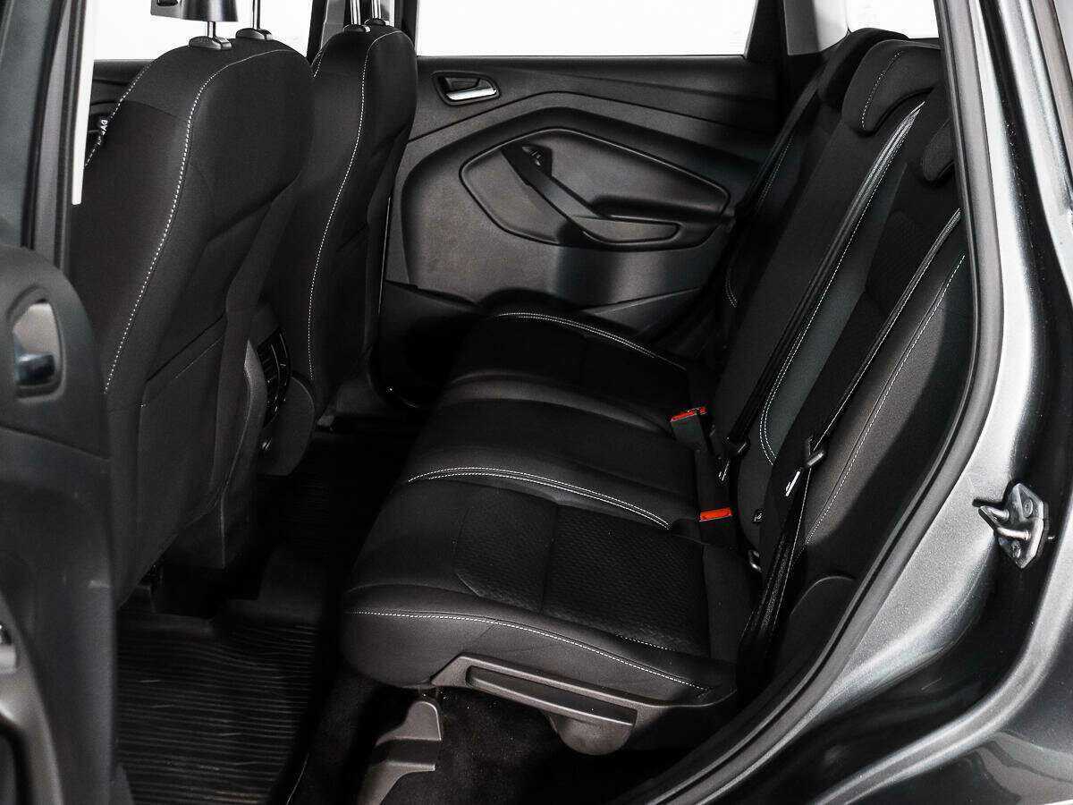 Купить Ford Kuga с пробегом. Фото: #10