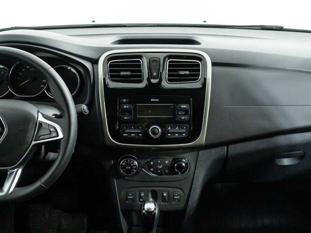 Купить Renault Sandero с пробегом. Фото: #13