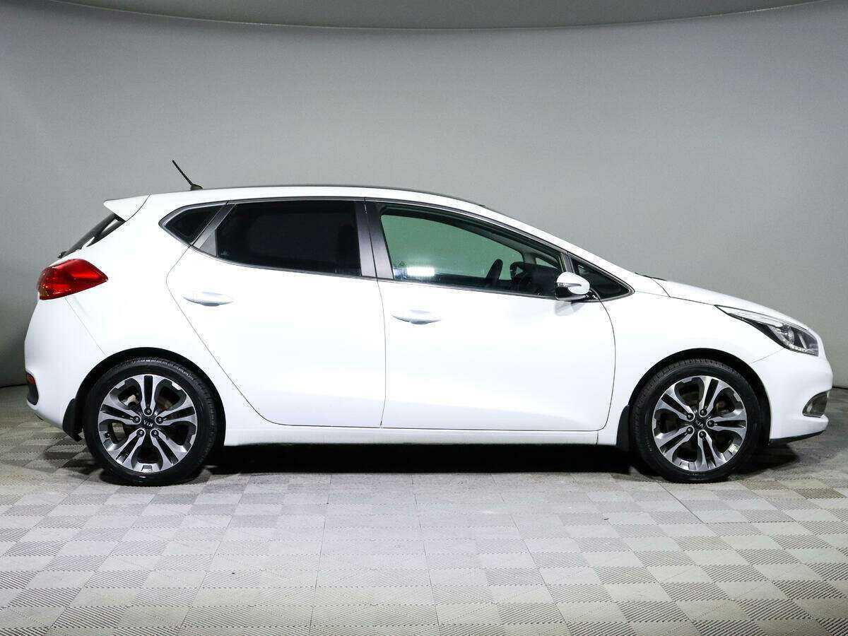 Купить Kia Ceed с пробегом. Фото: #3