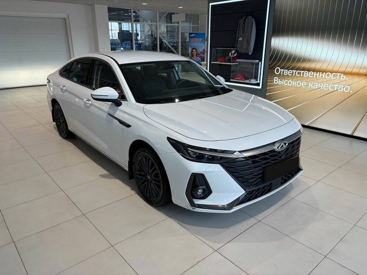 Купить Chery Arrizo 8 с пробегом. Фото: #2