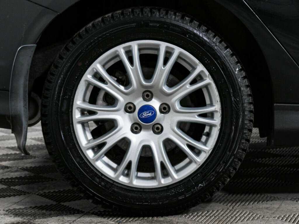 Купить Ford Focus с пробегом. Фото: #14
