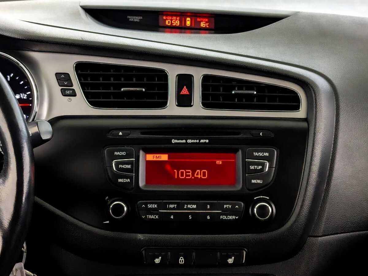 Купить Kia Ceed с пробегом. Фото: #14