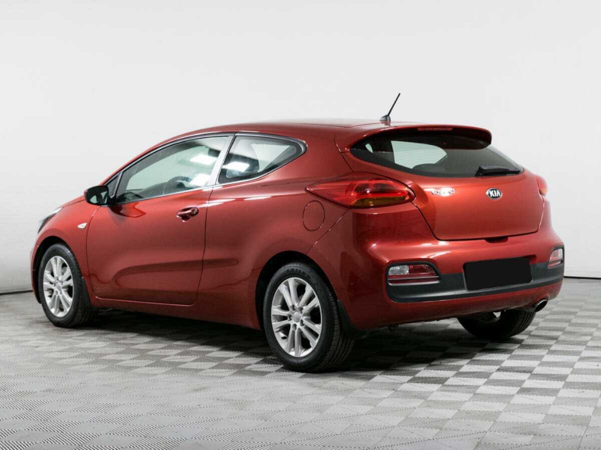 Купить Kia Ceed с пробегом. Фото: #6