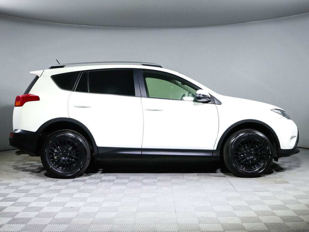 Купить Toyota RAV4 с пробегом. Фото: #3