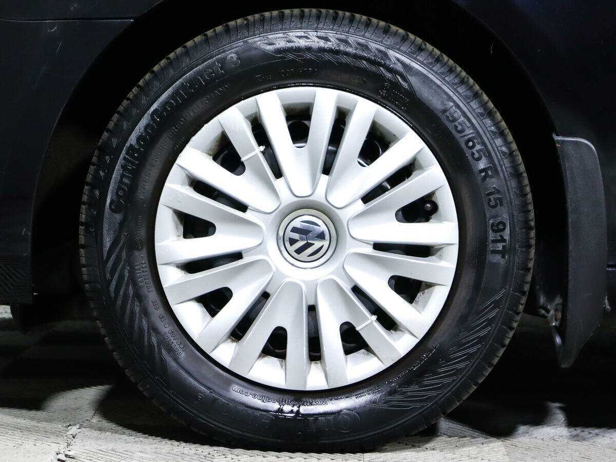 Купить Volkswagen Golf с пробегом. Фото: #13