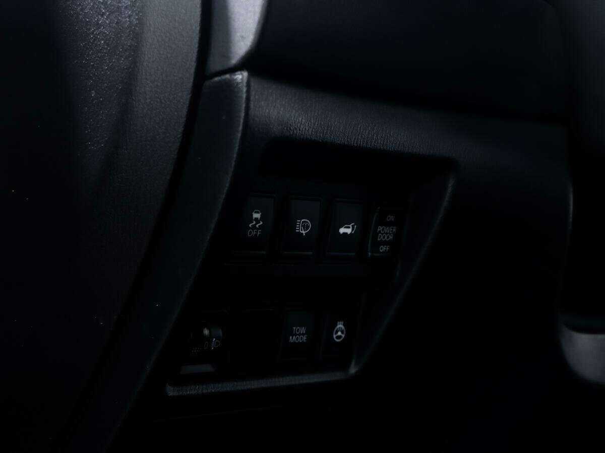 Купить Nissan Pathfinder с пробегом. Фото: #21