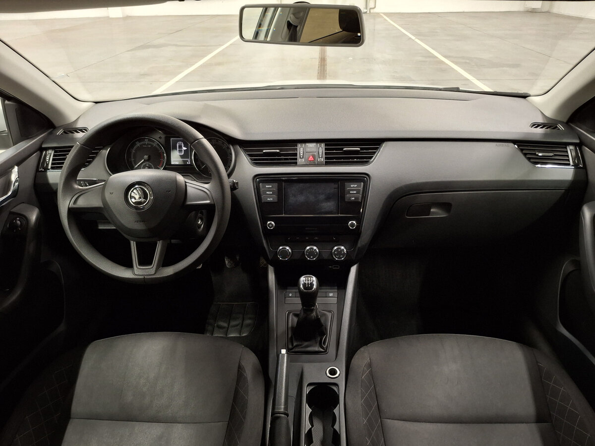 Купить Skoda Octavia с пробегом. Фото: #13