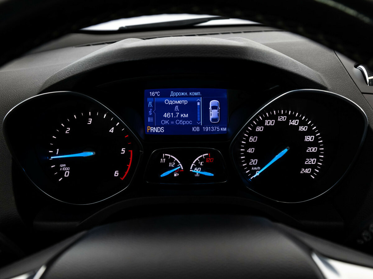 Купить Ford Kuga с пробегом. Фото: #24