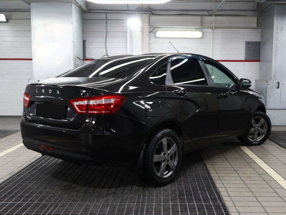 Купить Lada (ВАЗ) Vesta с пробегом. Фото: #1