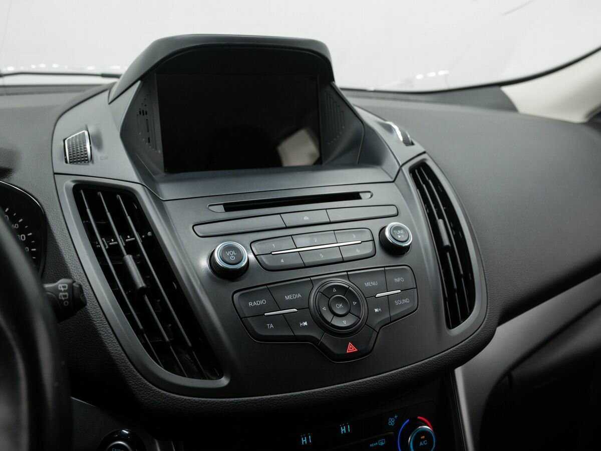 Купить Ford Kuga с пробегом. Фото: #19