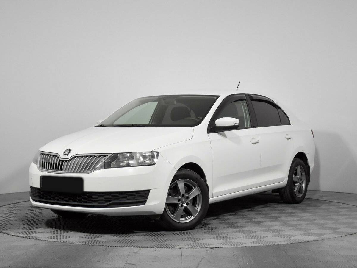Купить Skoda Rapid с пробегом. Посмотреть фото