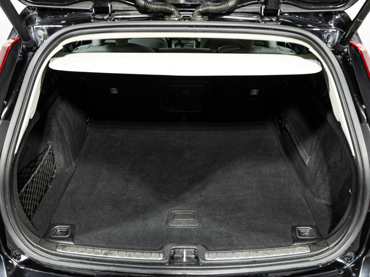 Купить Volvo V60 с пробегом. Фото: #21