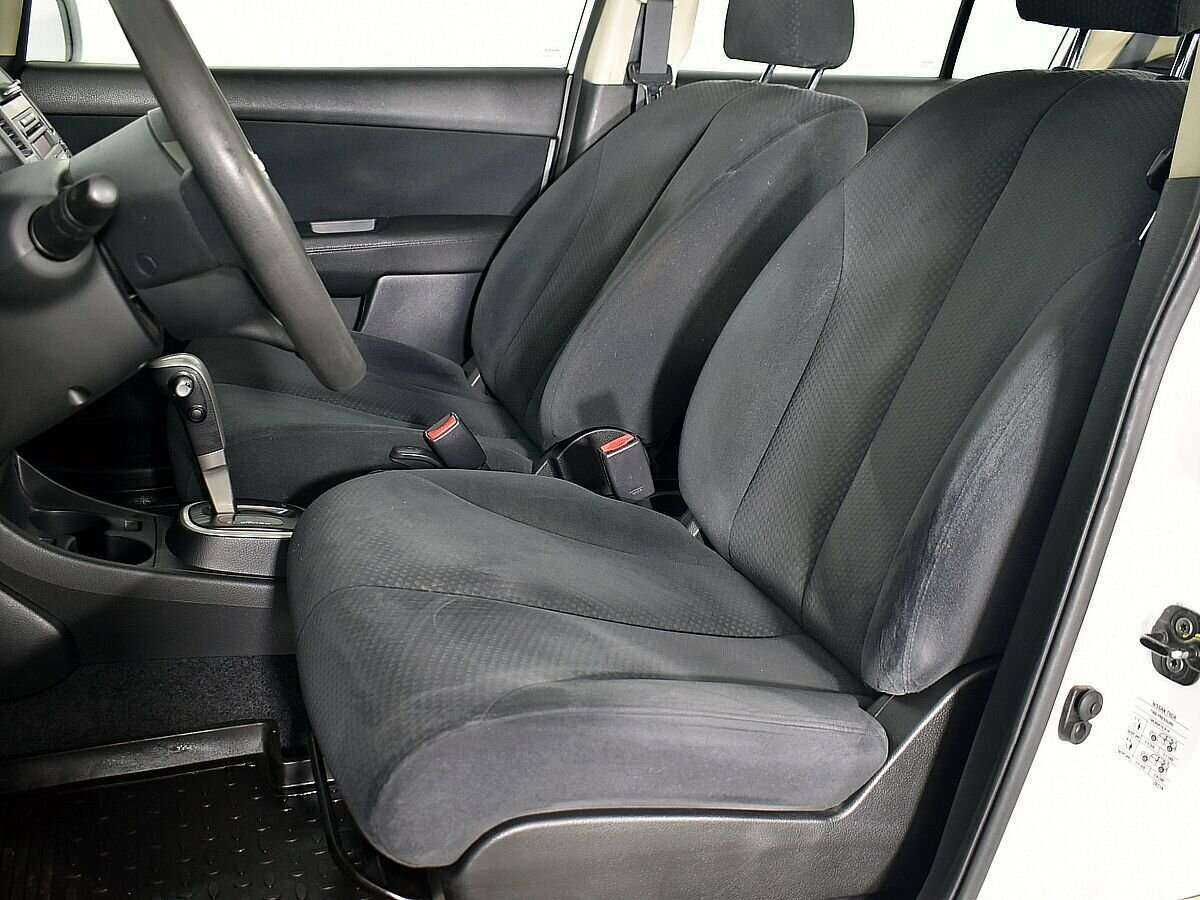 Купить Nissan Tiida с пробегом. Фото: #7