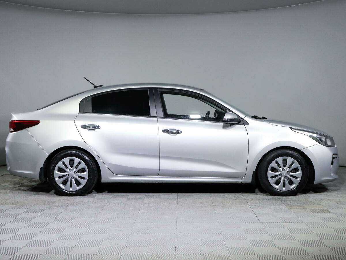 Купить Kia Rio с пробегом. Фото: #3
