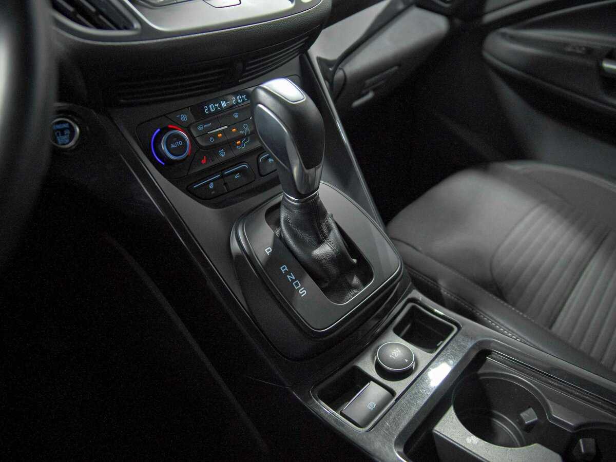 Купить Ford Kuga с пробегом. Фото: #11