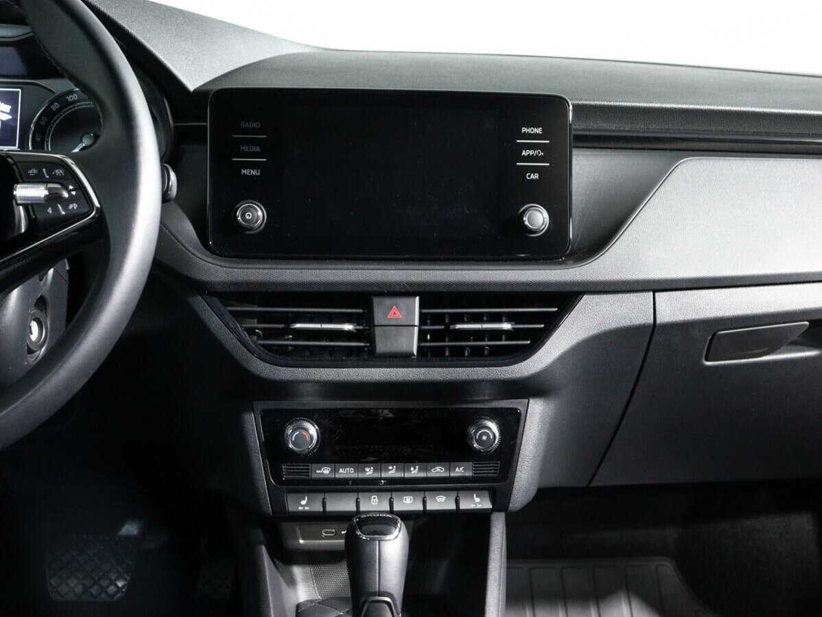 Купить Skoda Rapid с пробегом. Фото: #12