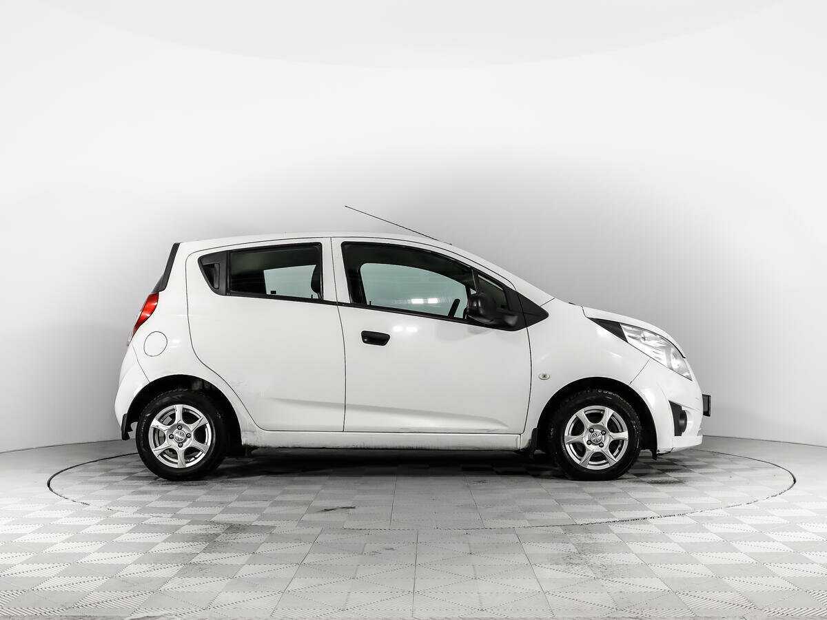 Купить Chevrolet Spark с пробегом. Фото: #3