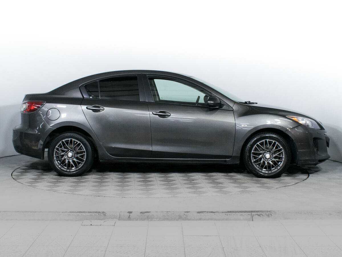 Купить Mazda 3 с пробегом. Фото: #3