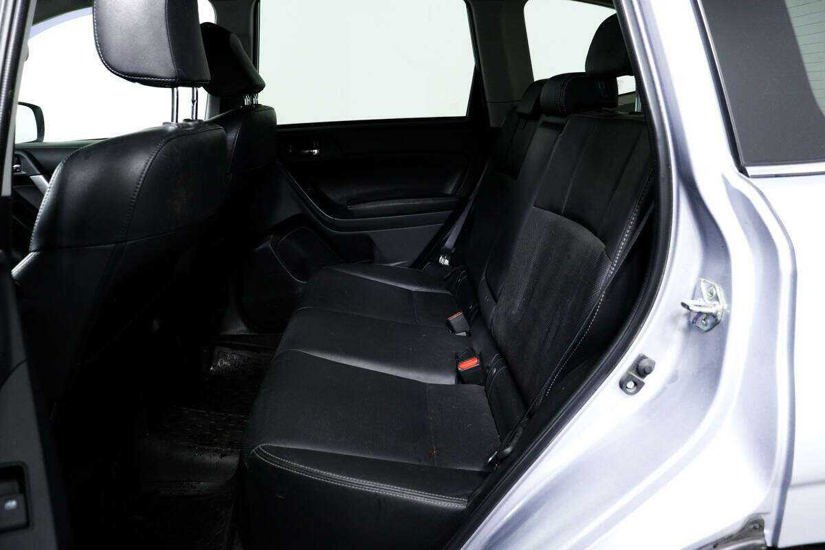 Купить Subaru Forester с пробегом. Фото: #11