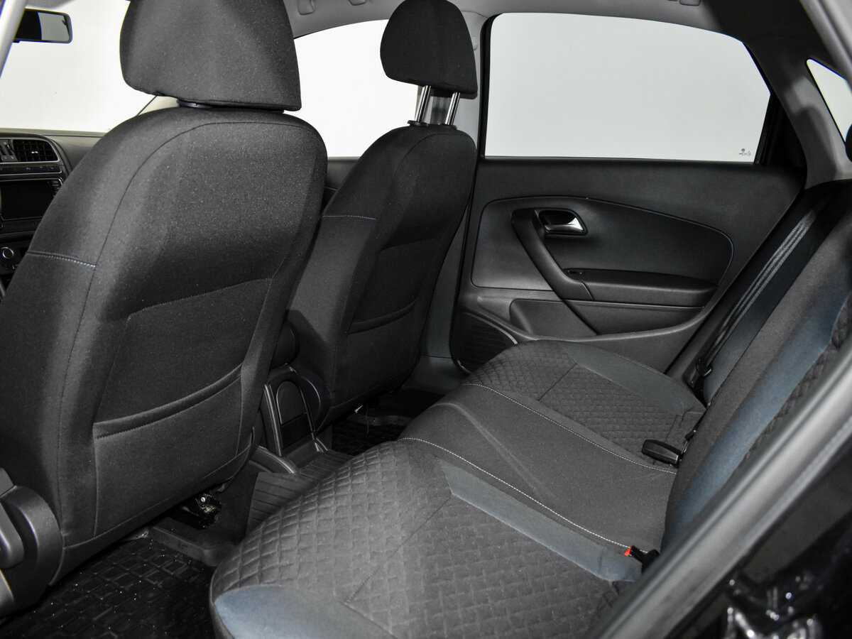 Купить Volkswagen Polo с пробегом. Фото: #10