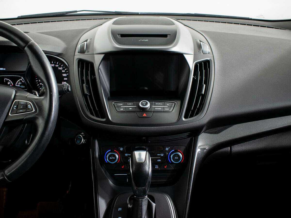 Купить Ford Kuga с пробегом. Фото: #10