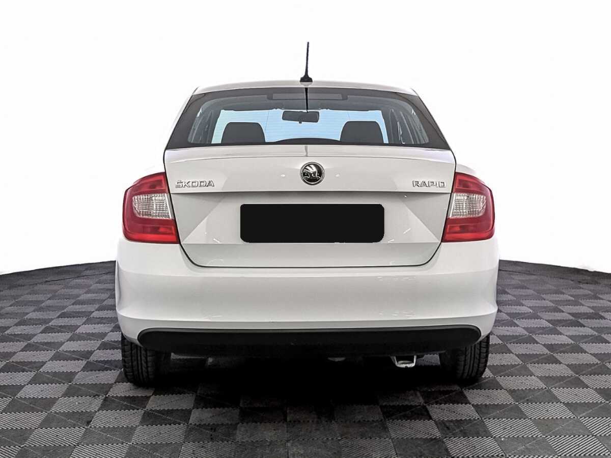 Купить Skoda Rapid с пробегом. Фото: #5