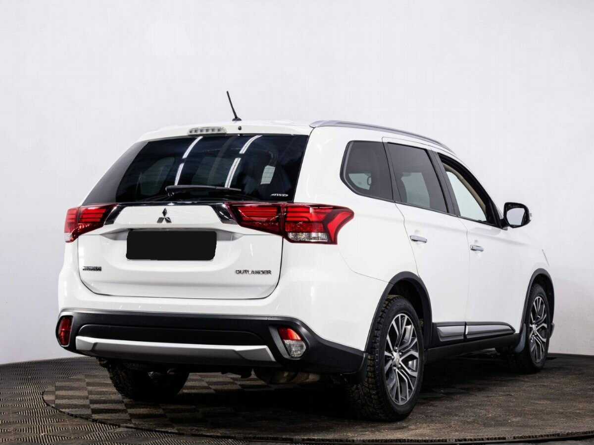 Купить Mitsubishi Outlander с пробегом. Фото: #5