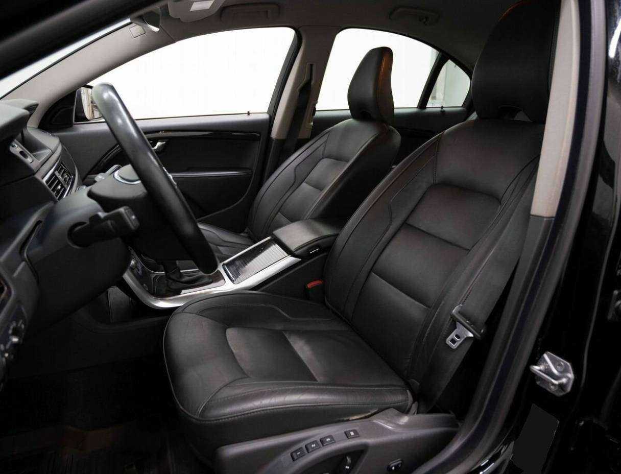 Купить Volvo S80 с пробегом. Фото: #9