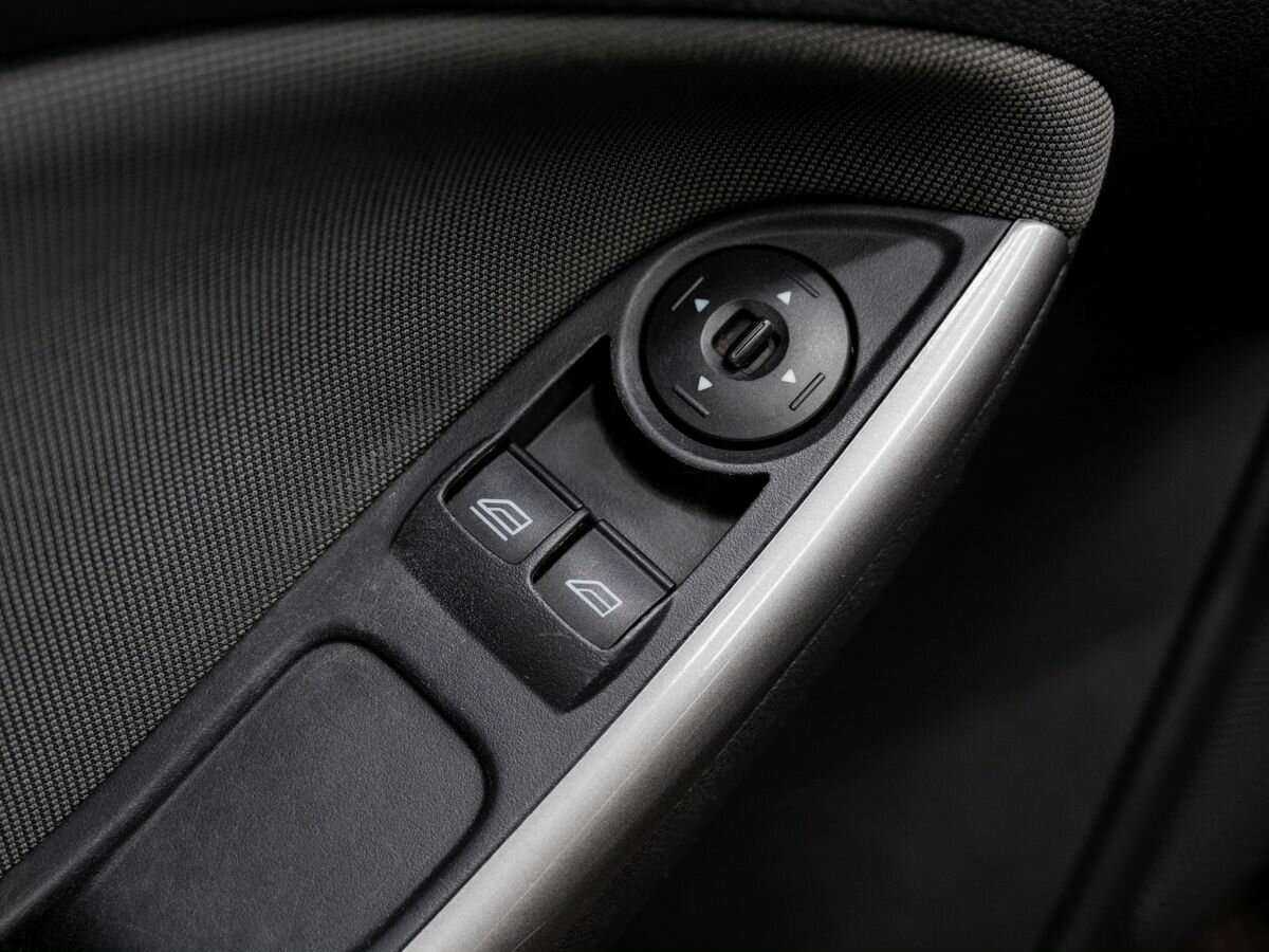 Купить Ford Focus с пробегом. Фото: #18