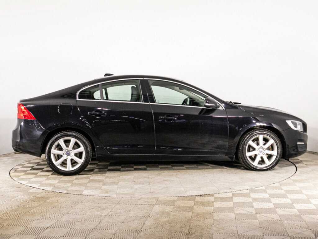 Купить Volvo S60 с пробегом. Фото: #3