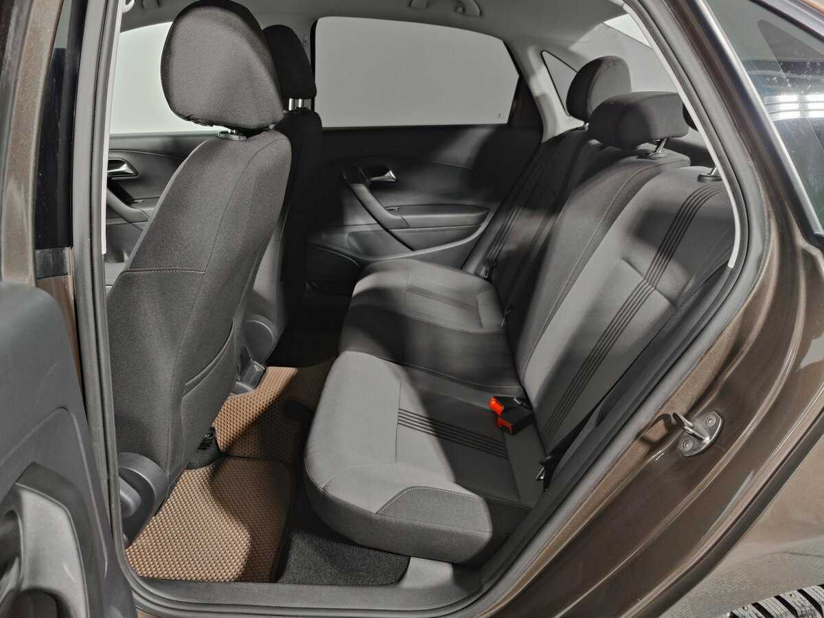 Купить Volkswagen Polo с пробегом. Фото: #12
