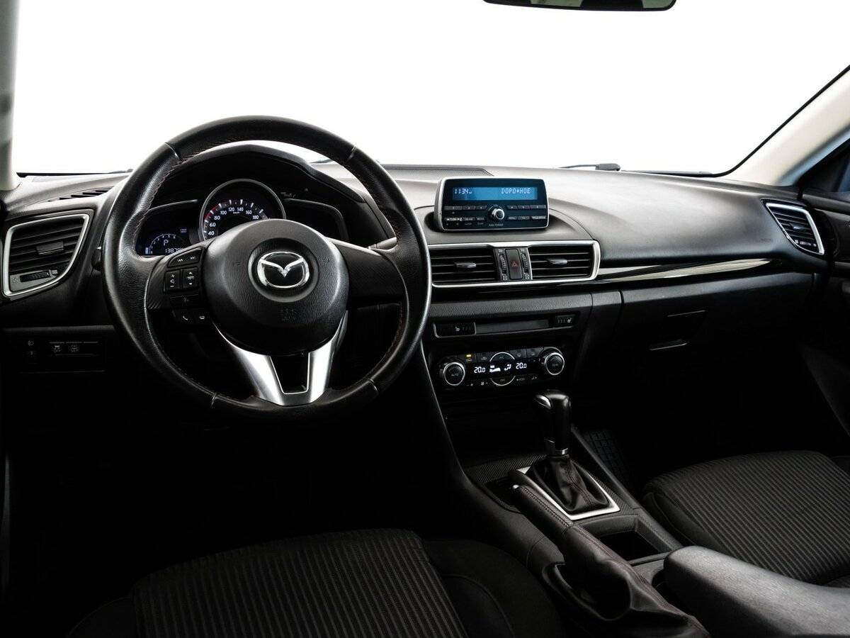 Купить Mazda 3 с пробегом. Фото: #9
