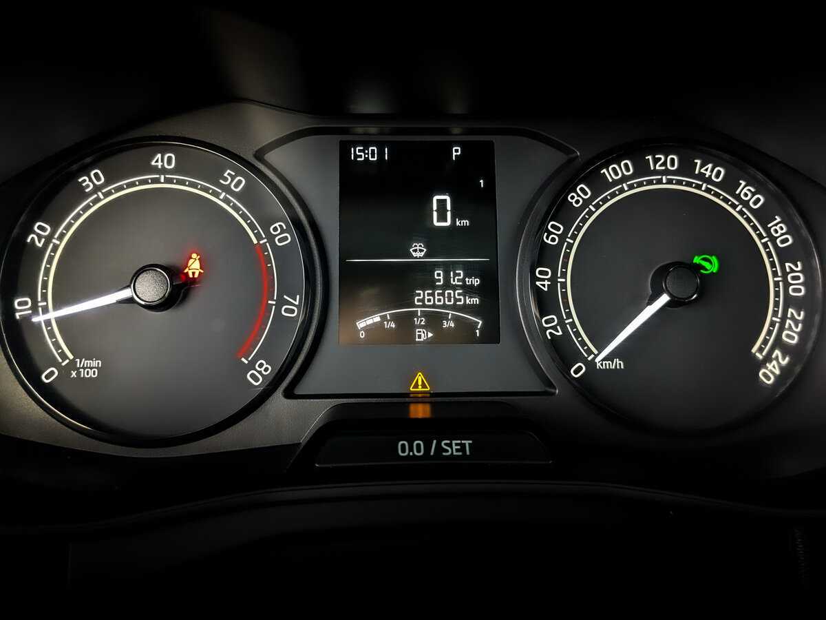 Купить Skoda Rapid с пробегом. Фото: #10