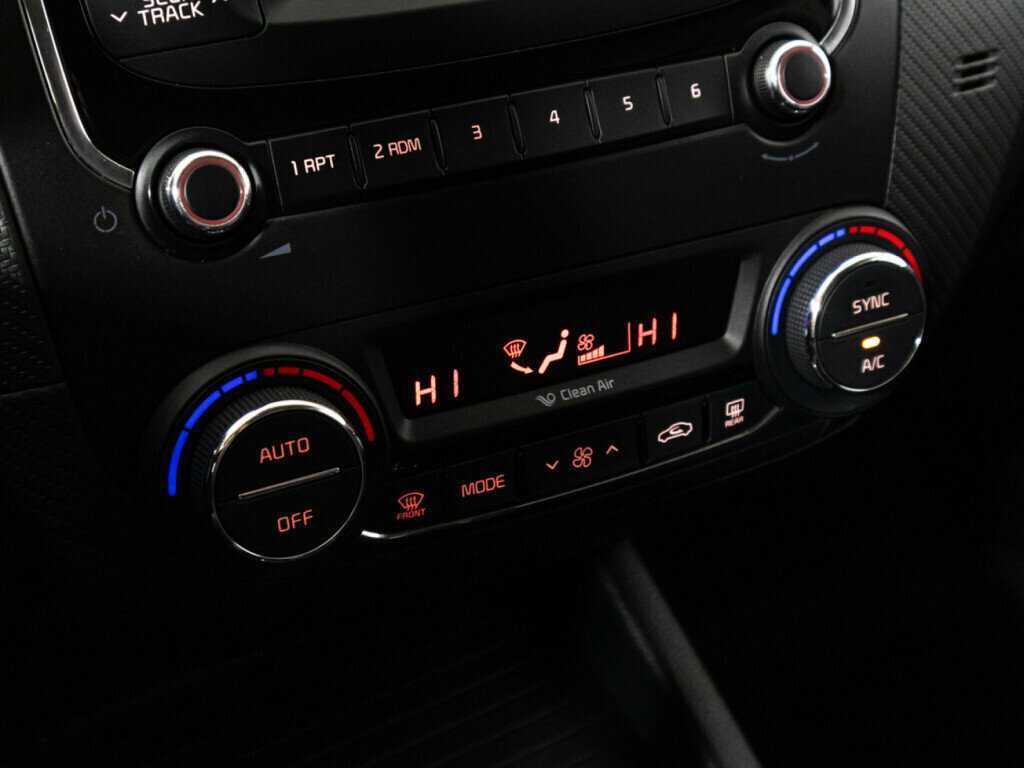 Купить Kia Cerato с пробегом. Фото: #13