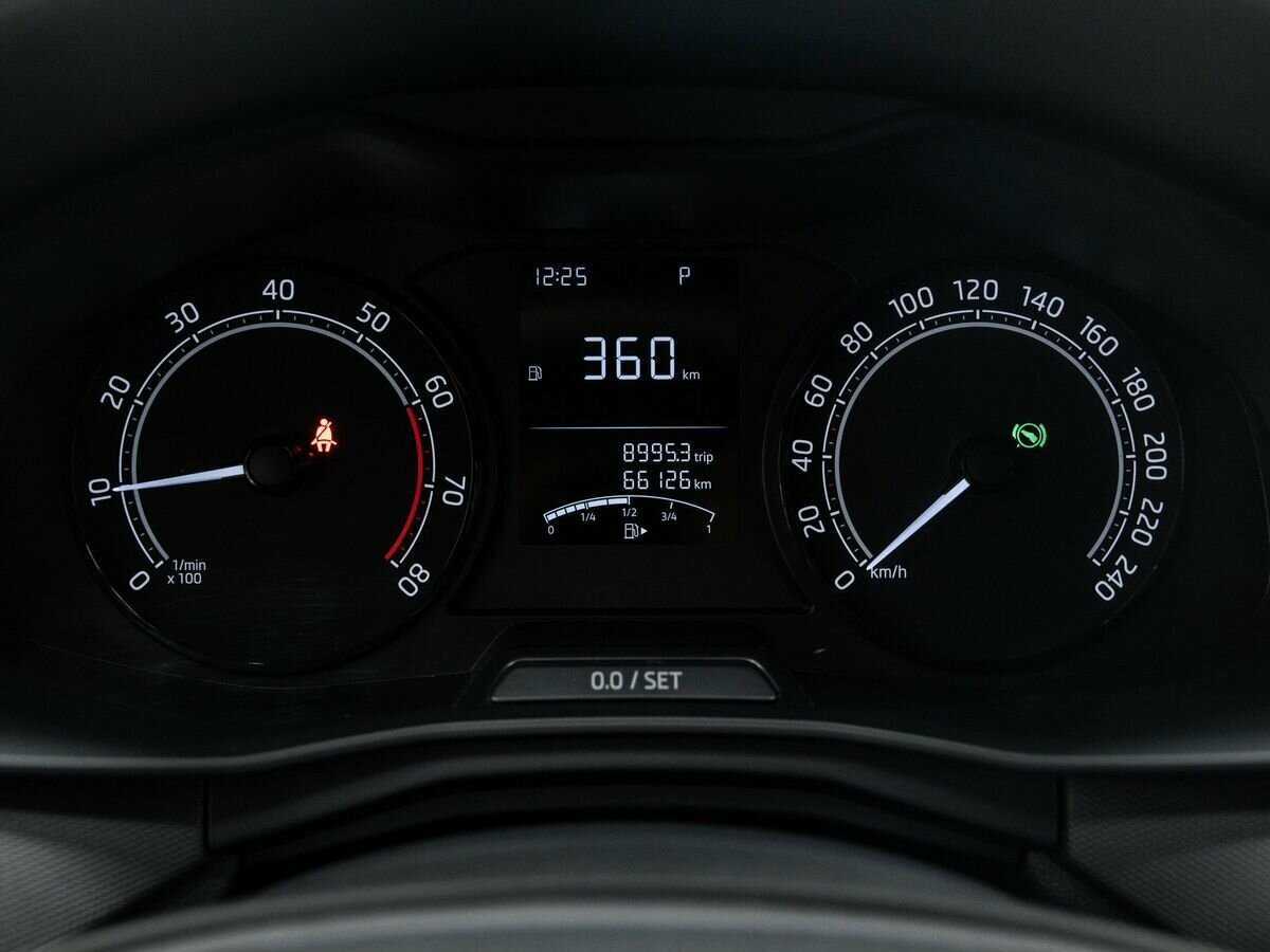 Купить Skoda Rapid с пробегом. Фото: #20