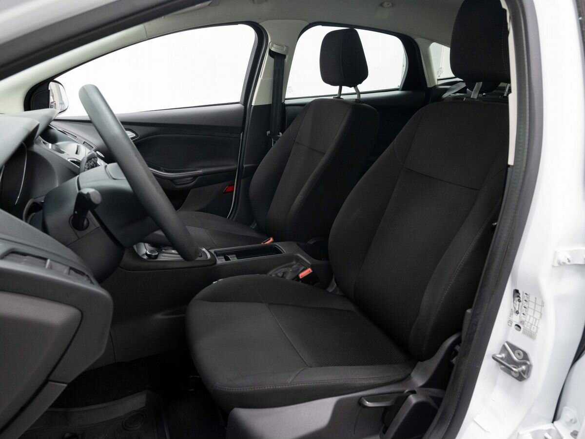 Купить Ford Focus с пробегом. Фото: #7