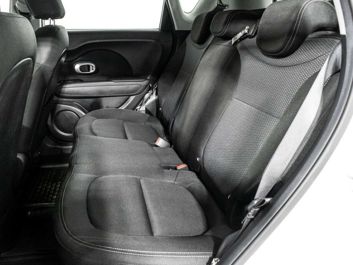 Купить Kia Soul с пробегом. Фото: #9