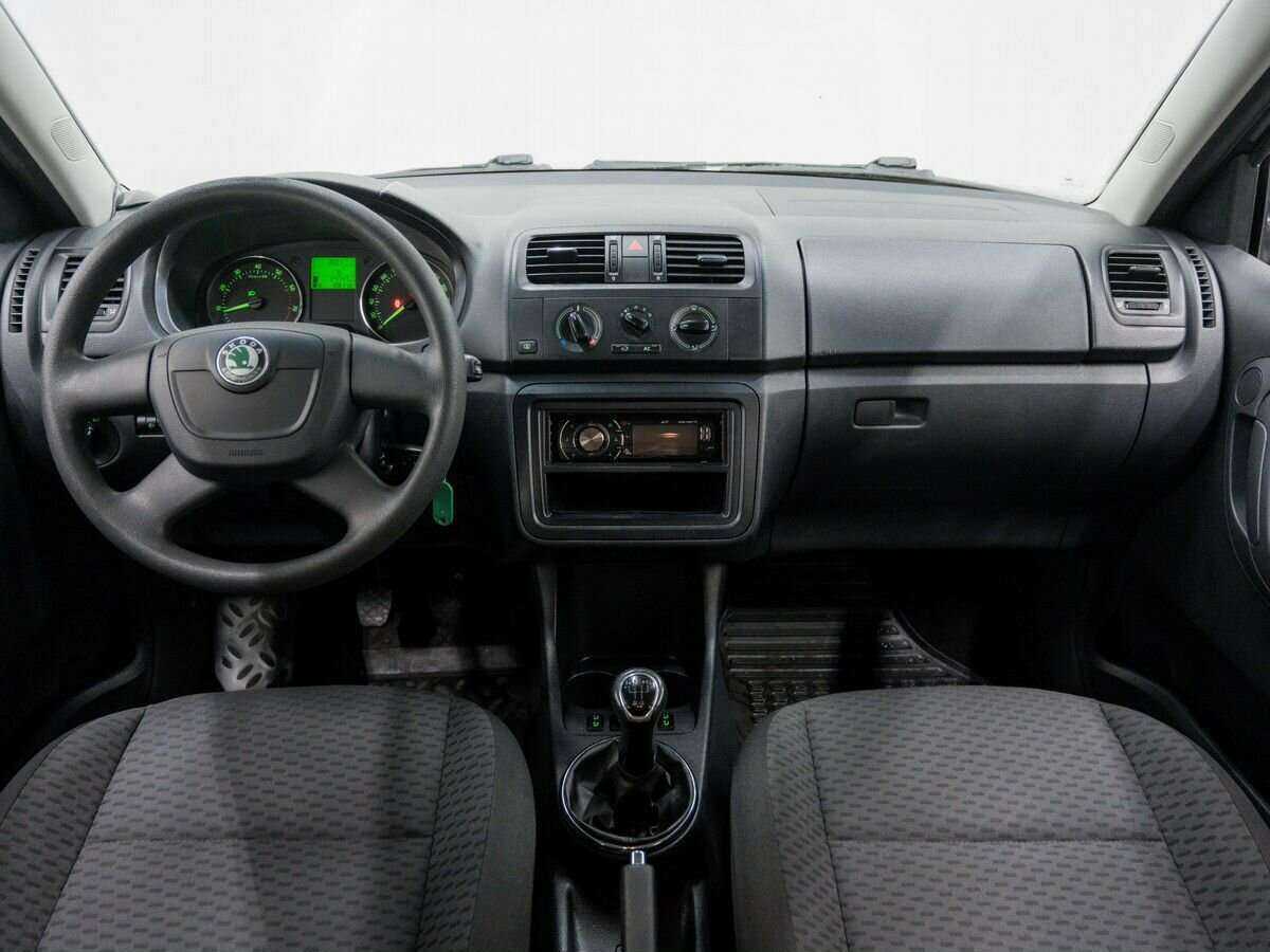 Купить Skoda Fabia с пробегом. Фото: #10