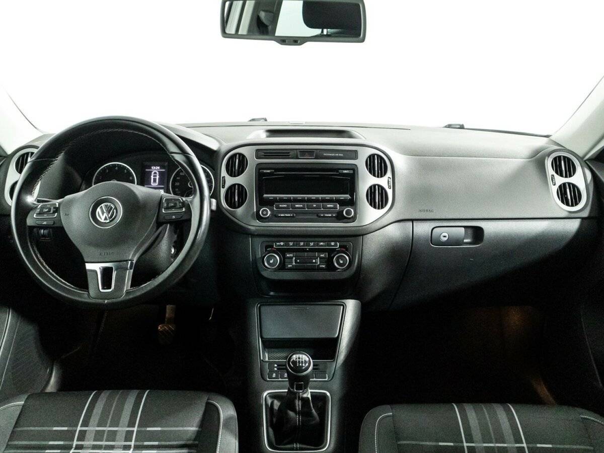 Купить Volkswagen Tiguan с пробегом. Фото: #12